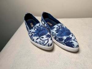 Miu Miu Blue Floral Slip-On loafer point toe romantic cottage core Shoes